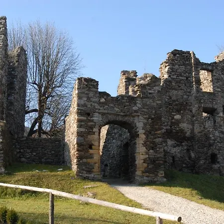 Baernthaler Garni 3*